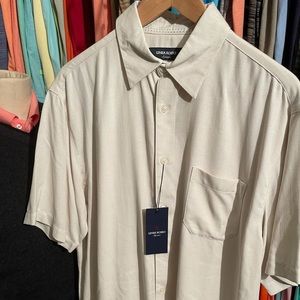 (New) Men’s Silk Short Sleeve Button Down / M